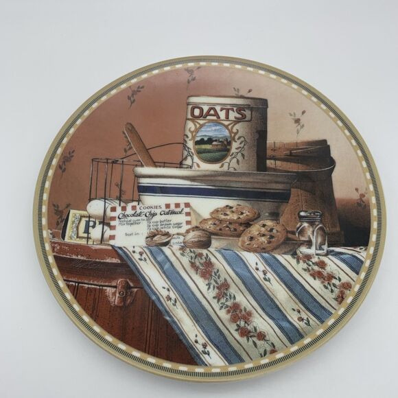 Knowles Chocolate Chip Oatmeal Cookies Collector Plate Old-Fashioned Favorites - Picture 1 of 12